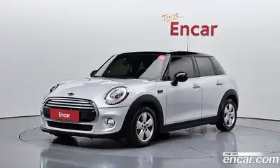 Mini Cooper, 2015