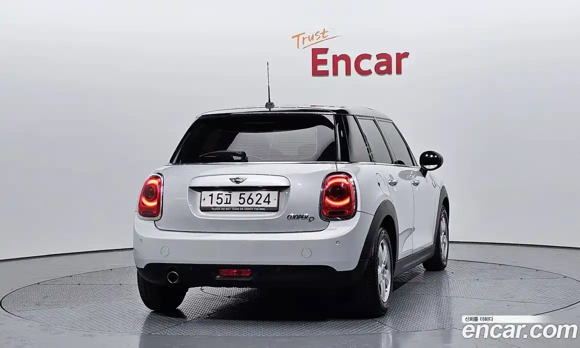 Mini Cooper 2015 1.5 гидро в Москве № 221279, фото 4