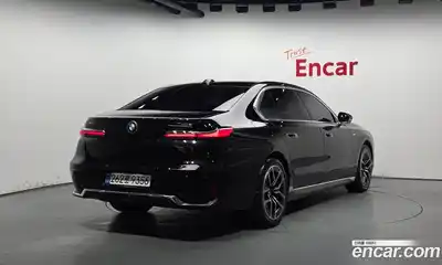 BMW 7-Series 2024 3.0 гидро в Москве № 228119, миниатюра 2