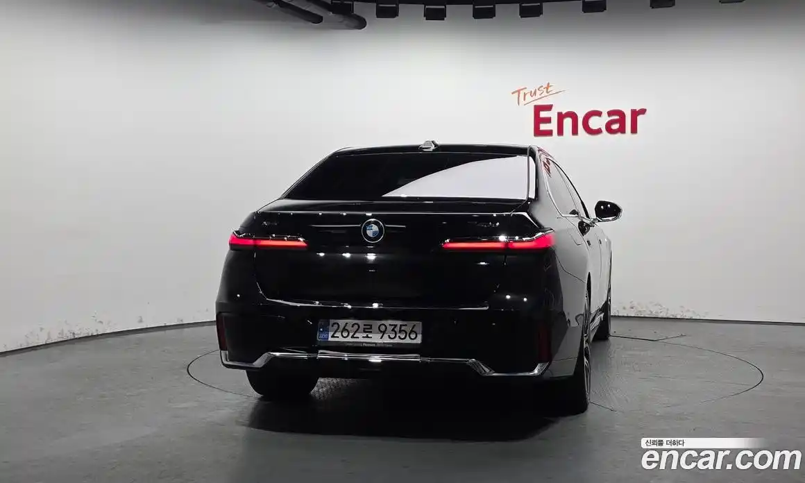 BMW 7-Series 2024 3.0 гидро в Москве № 228119, фото 4