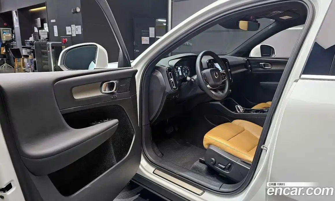 Volvo XC40 2020 2.0 гидро в Москве № 230414, фото 11