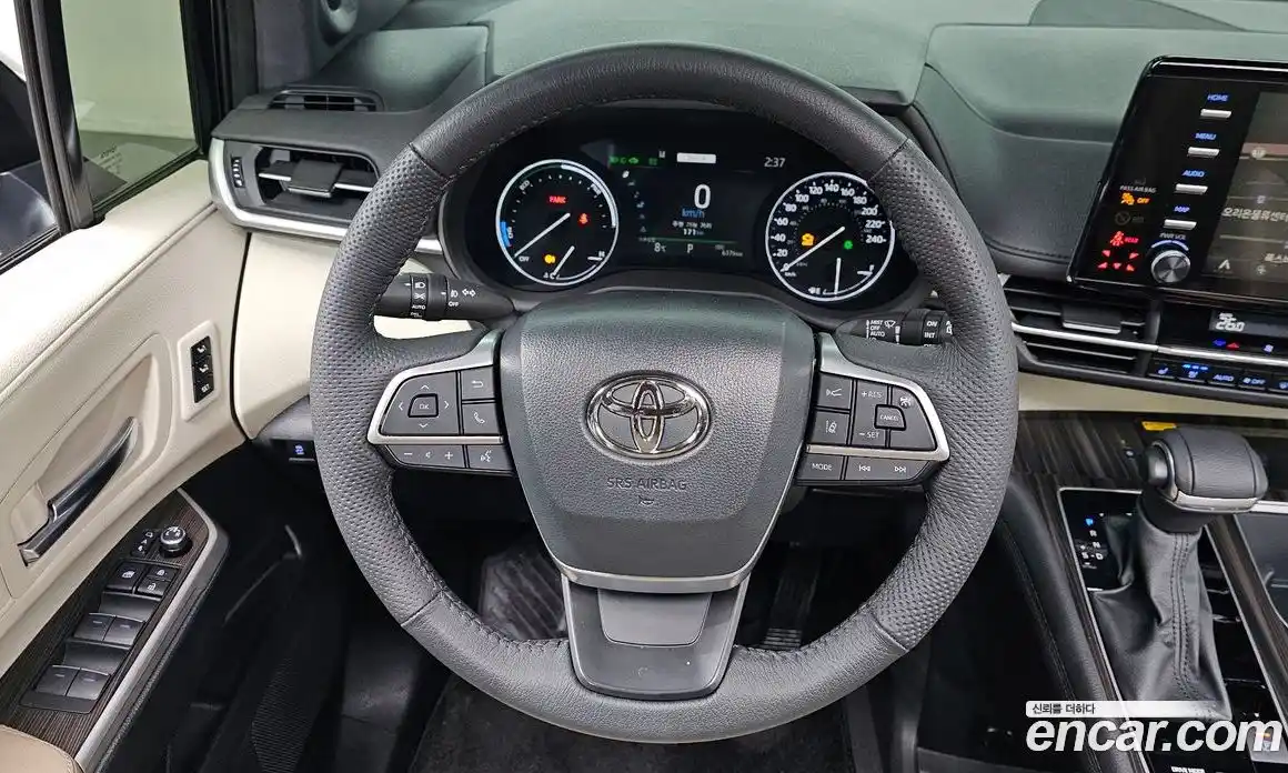Toyota Sienna 2024 2.5 гидро в Москве № 232827, фото 13