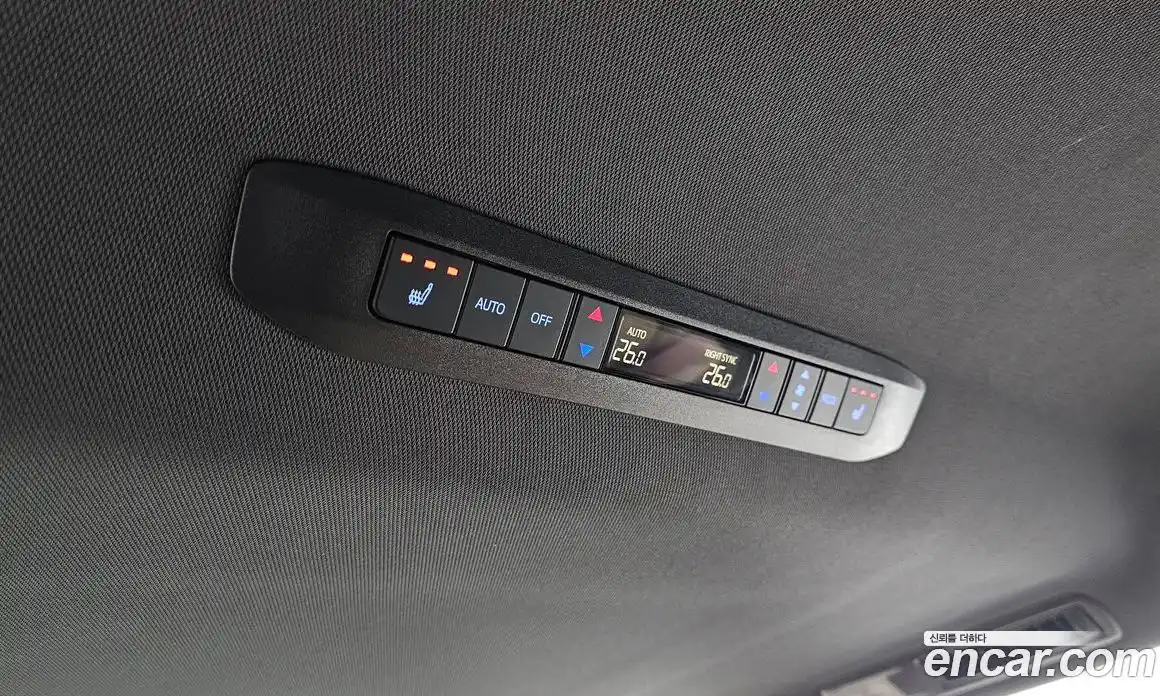 Toyota Sienna 2024 2.5 гидро в Москве № 232827, фото 17