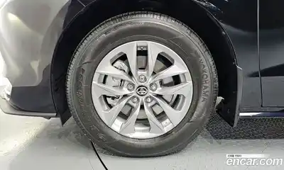 Toyota Sienna 2024 2.5 гидро в Москве № 232827, миниатюра 5