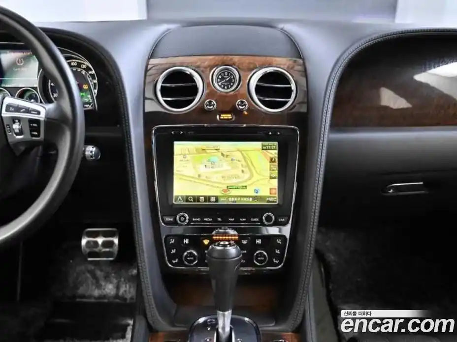 Bentley Flying Spur 2015 4.0 гидро в Москве № 256676, фото 14