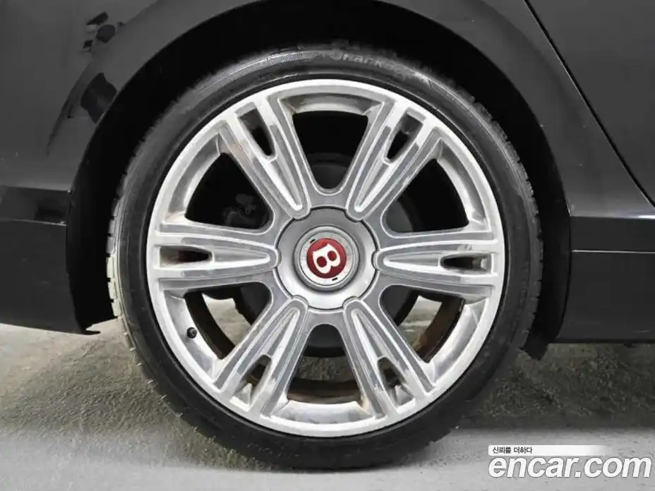 Bentley Flying Spur 2015 4.0 гидро в Москве № 256676, фото 5