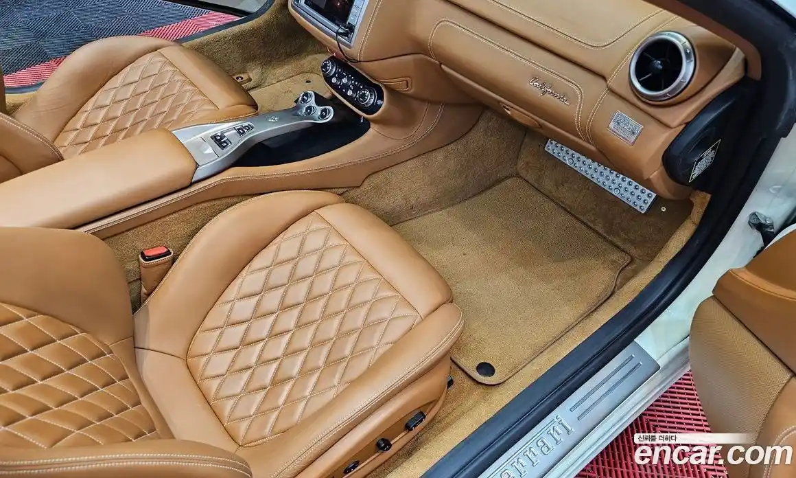 Ferrari California 2011 4.3 гидро в Москве № 260857, фото 13