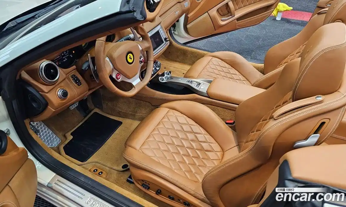 Ferrari California 2011 4.3 гидро в Москве № 260857, фото 10