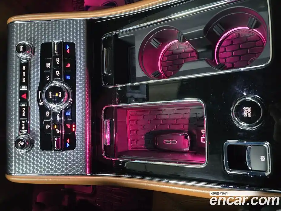 Lincoln Aviator 2022 3.0 гидро в Москве № 282516, фото 15