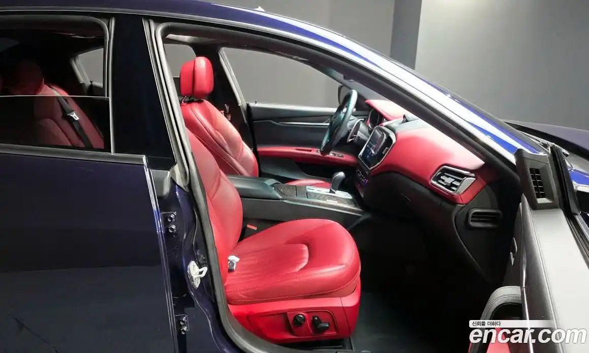 Maserati Ghibli 2016 3.0 гидро в Москве № 303262, фото 10