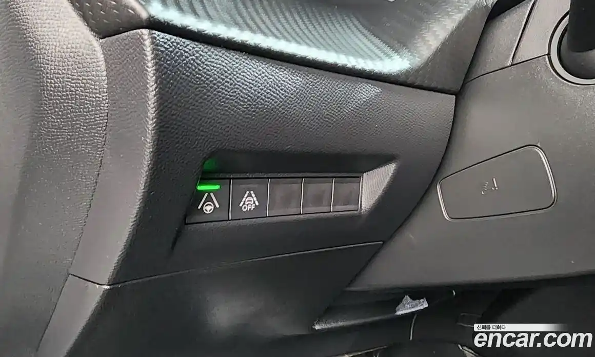 Peugeot 2008 2023 0.1 гидро в Москве № 305644, фото 17