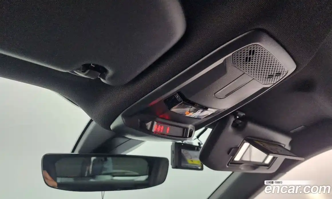 Peugeot 2008 2023 0.1 гидро в Москве № 305644, фото 18