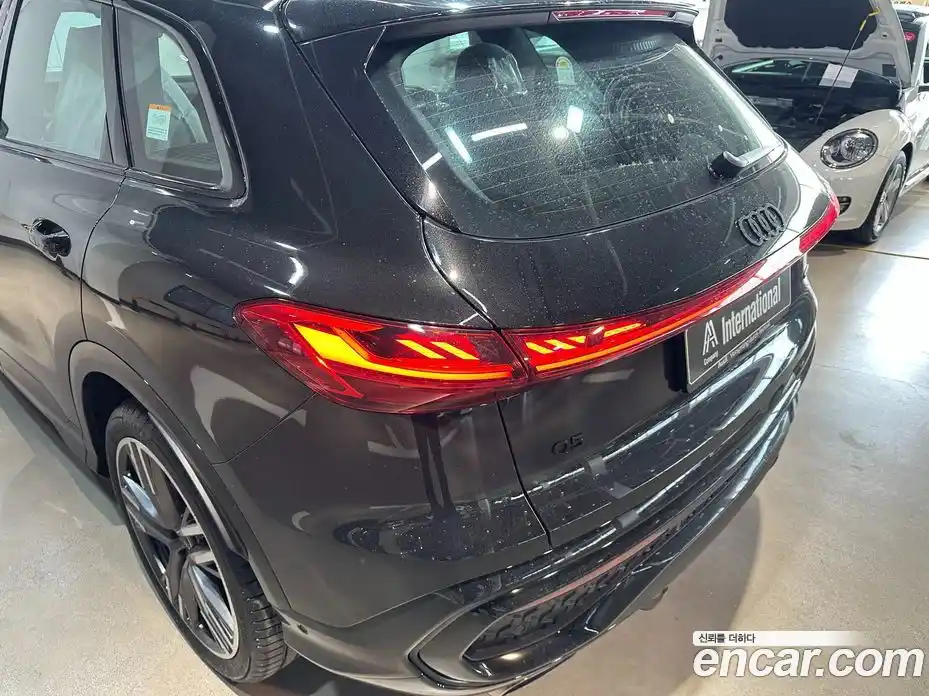 Audi Q5 2025 2.0 гидро в Москве № 325826, фото 8
