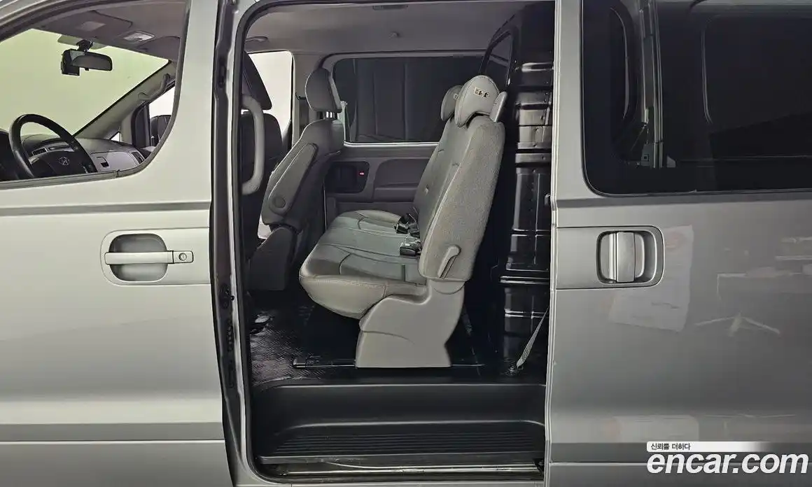 Hyundai Starex 2020 2.5 гидро в Москве № 49095, фото 11