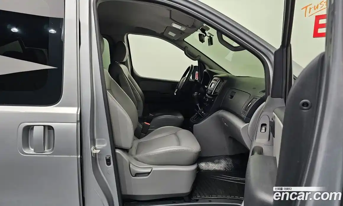 Hyundai Starex 2020 2.5 гидро в Москве № 49095, фото 12
