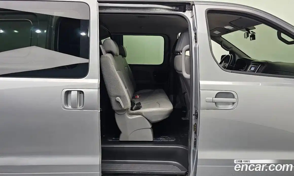 Hyundai Starex 2020 2.5 гидро в Москве № 49095, фото 13