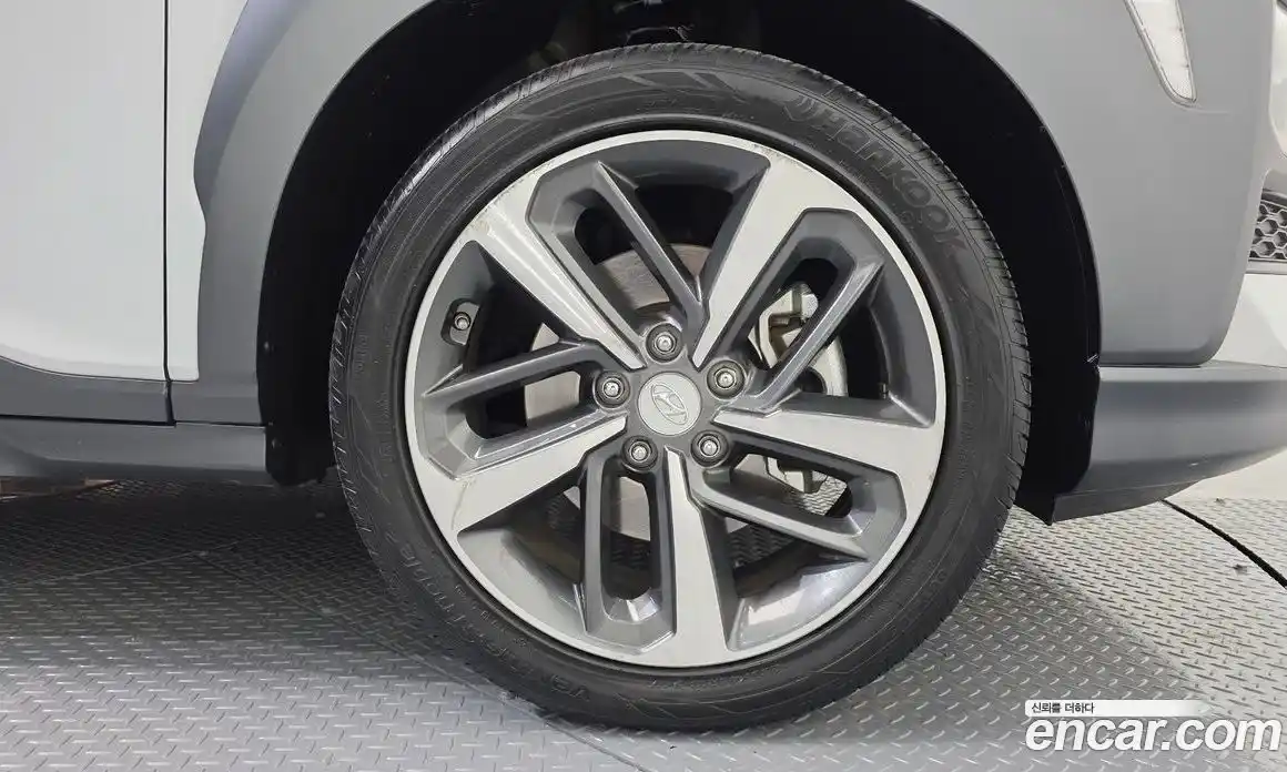 Hyundai Kona 2019 1.6 гидро в Москве № 567, фото 5