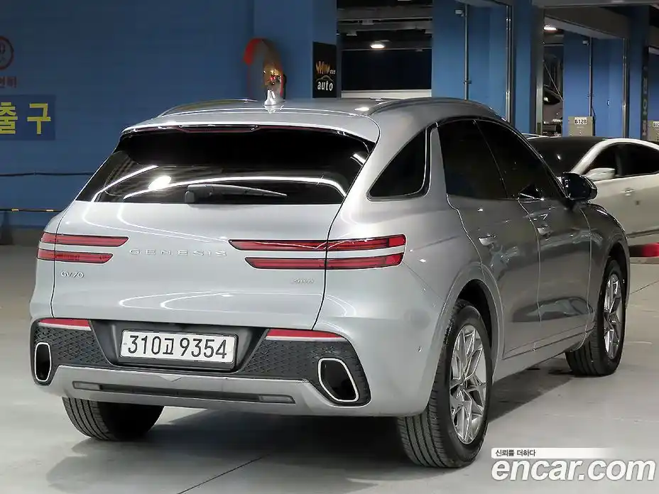 Genesis GV70 2022 2.5 гидро в Москве № 56849, фото 4