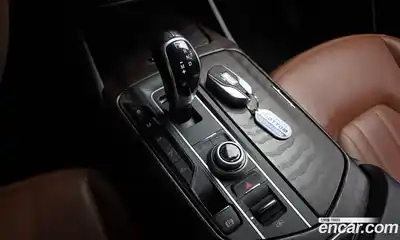 Maserati Levante 2018 3.0 гидро в Москве № 1152440, миниатюра 9