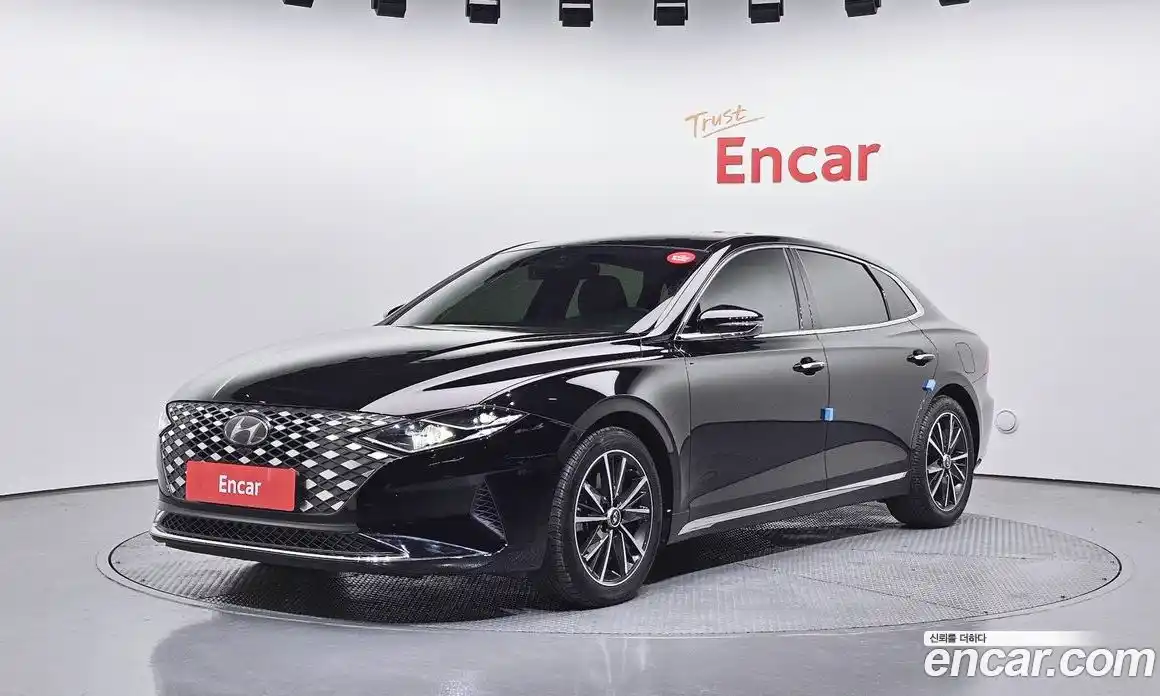 Hyundai Grandeur 2022 2.5 гидро в Москве № 1171920, фото 1