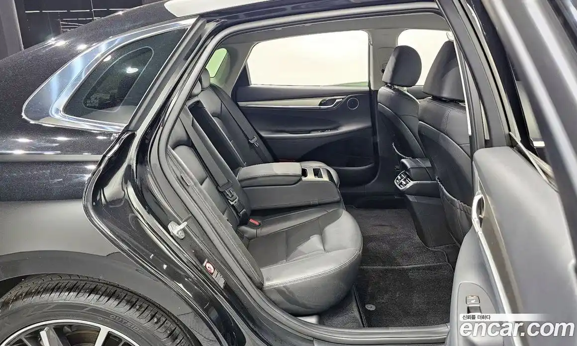Hyundai Grandeur 2022 2.5 гидро в Москве № 1171920, фото 11