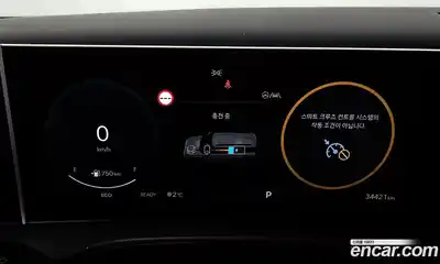 Hyundai Santa Fe 2023 1.6 гидро в Москве № 125697, миниатюра 8