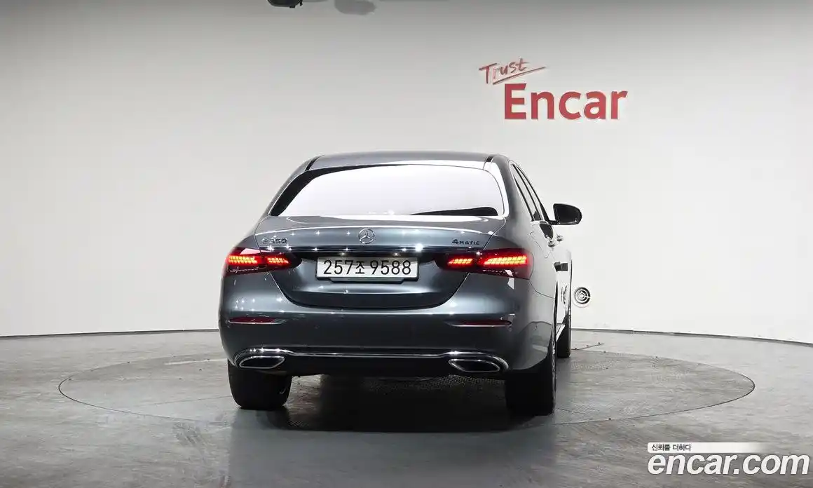 Mercedes-Benz E-Class 2023 2.0 гидро в Москве № 137351, фото 4