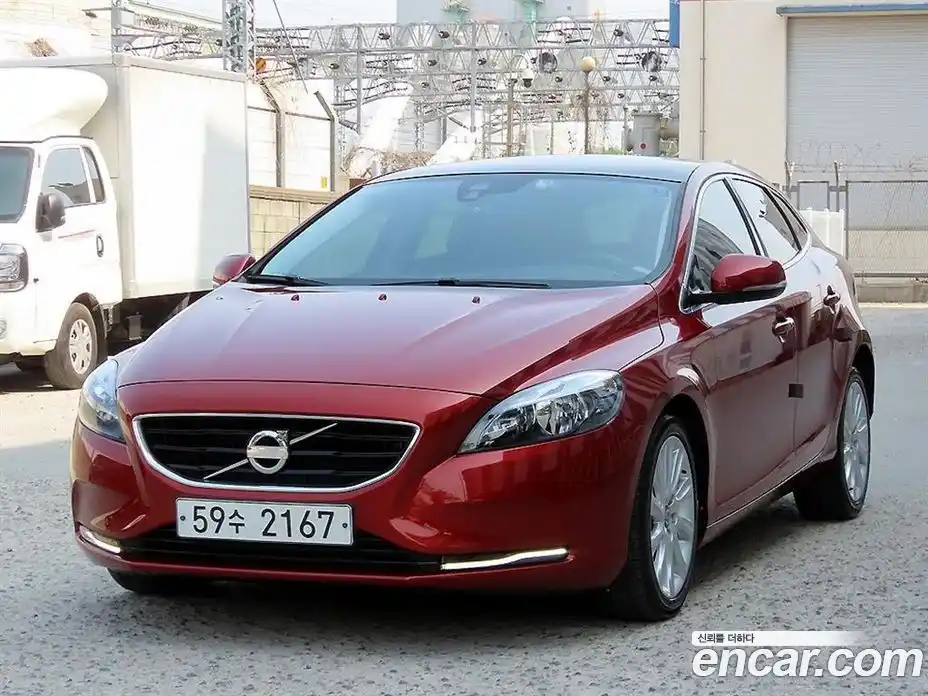 Volvo V40 2014 1.6 гидро в Москве № 1473796, фото 2