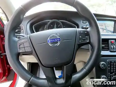 Volvo V40 2014 1.6 гидро в Москве № 1473796, миниатюра 8