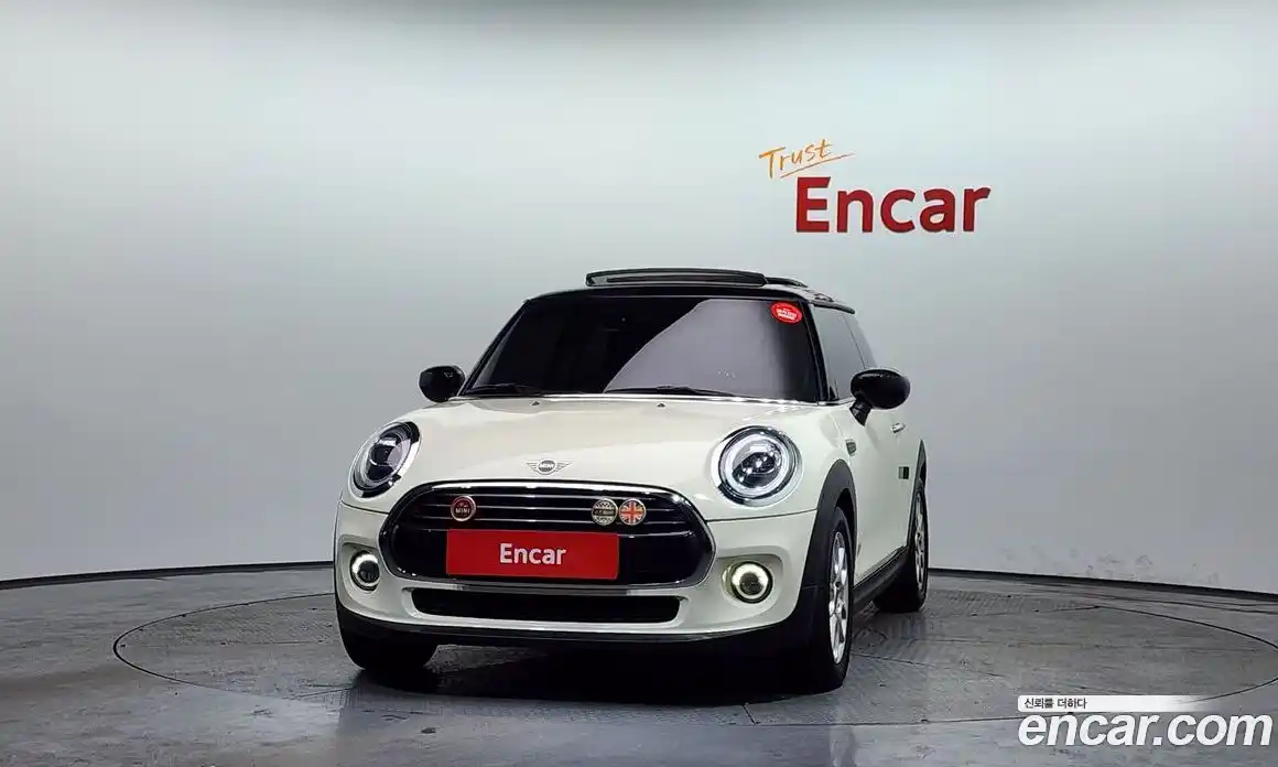 Mini Cooper 2021 1.5 гидро в Москве № 153067, фото 3