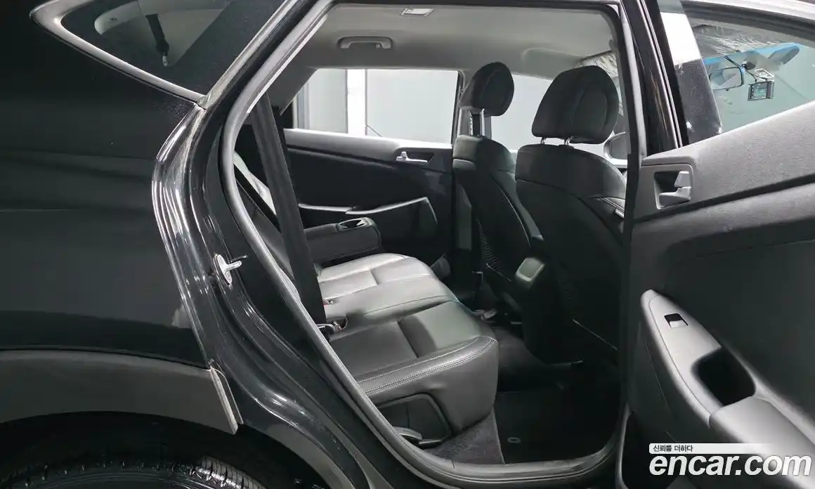 Hyundai Tucson 2015 2.0 гидро в Москве № 1537359, фото 12