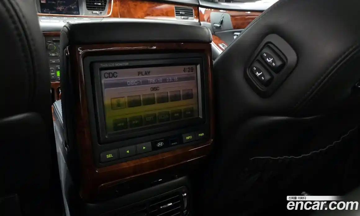 Hyundai Equus 2005 3.8 гидро в Москве № 1537617, фото 19