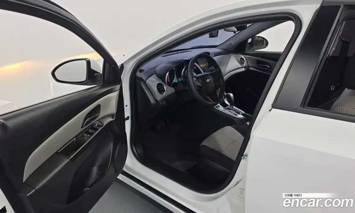 Chevrolet Cruze 2014 1.8 гидро в Москве № 1541332, фото 10