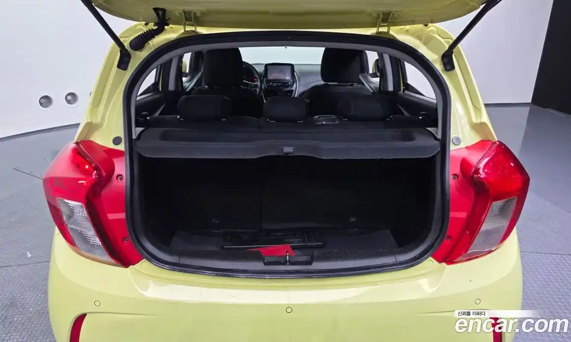 Chevrolet Spark 2016 1.0 гидро в Москве, фото 20