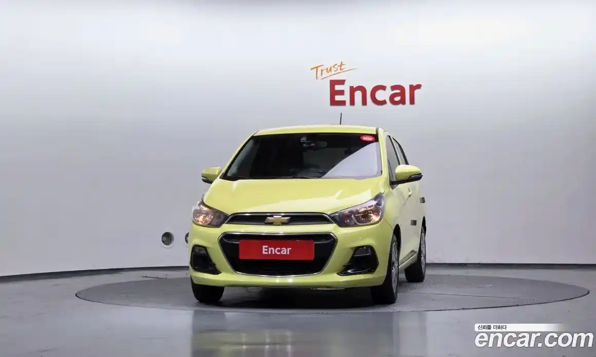 Chevrolet Spark 2016 1.0 гидро в Москве, фото 3