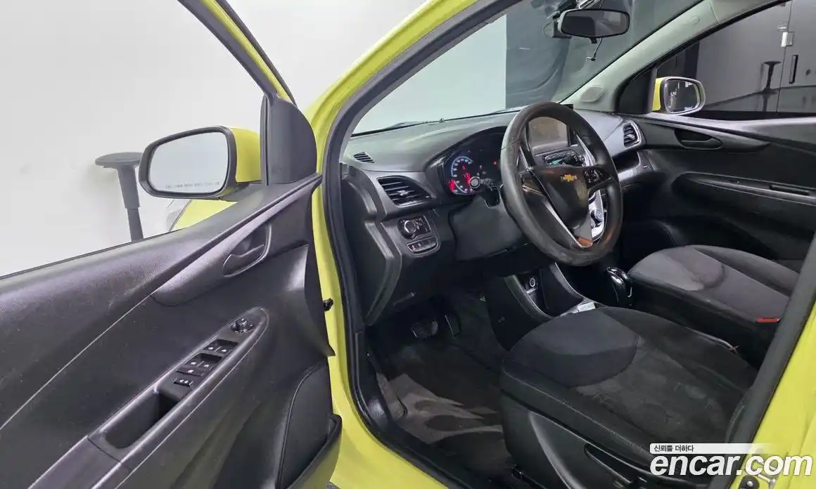 Chevrolet Spark 2016 1.0 гидро в Москве, фото 10