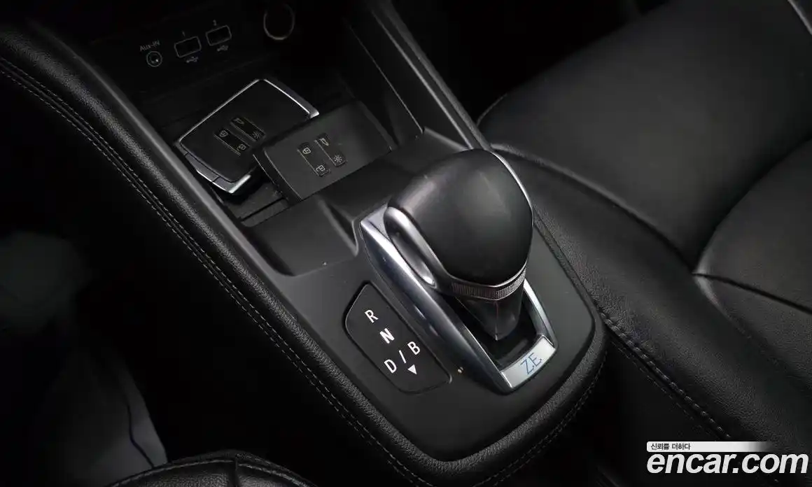 Renault Zoe 2021 0.2 гидро в Москве № 1543373, фото 9