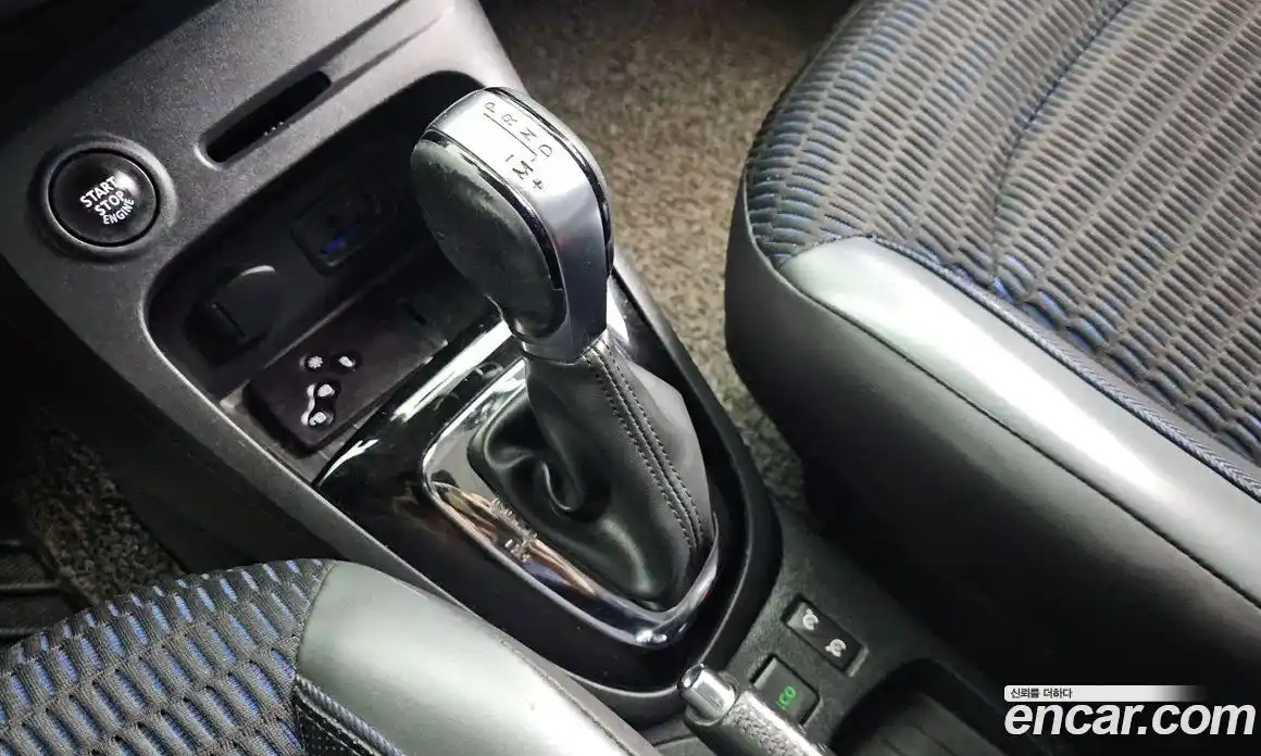 Renault QM3 2016 1.5 гидро в Москве № 1543374, фото 9