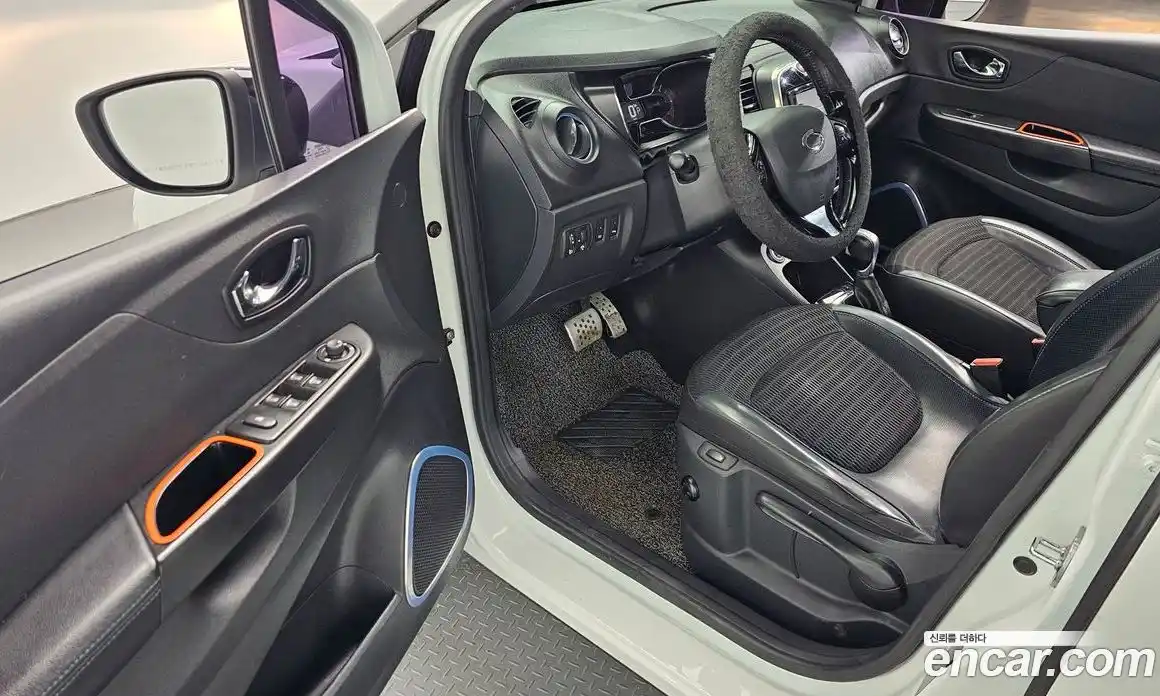 Renault QM3 2016 1.5 гидро в Москве № 1543374, фото 10