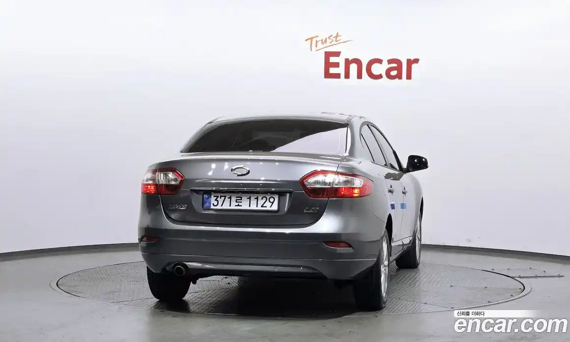 Renault SM3 2015 1.6 гидро в Москве № 1543423, фото 4