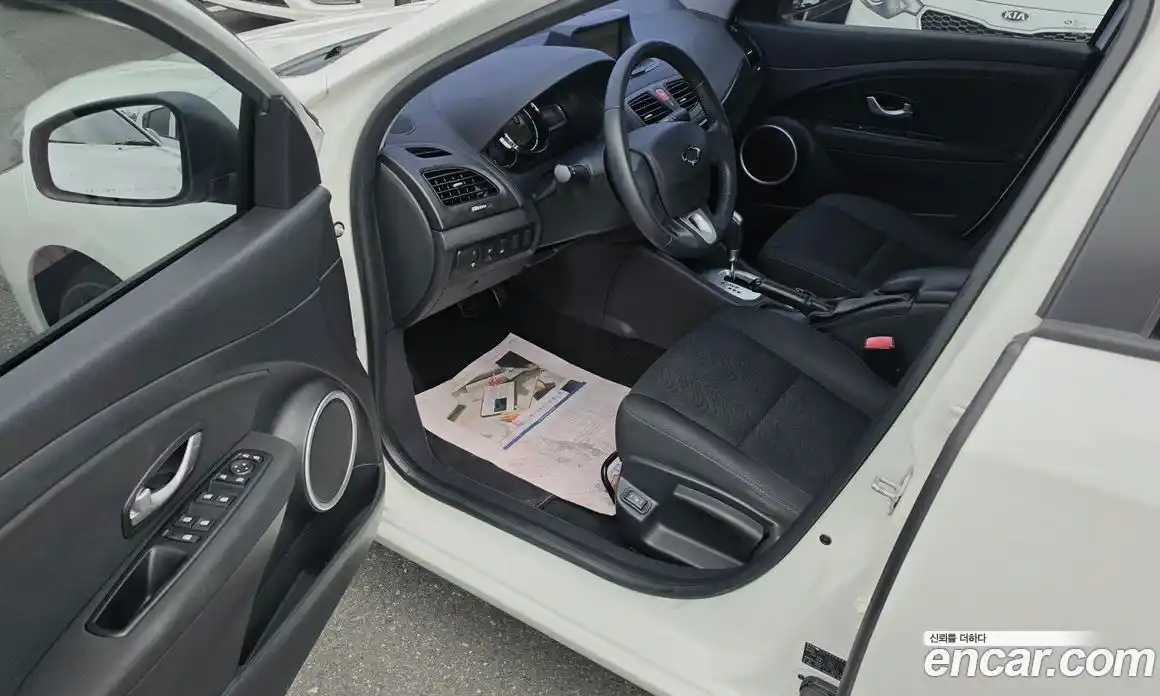 Renault SM3 2014 1.6 вариатор в Москве № 1543754, фото 9