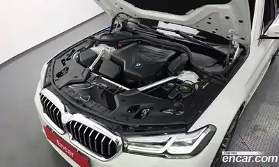 BMW 5-Series 2022 2.0 гидро в Москве № 1544158, миниатюра 6