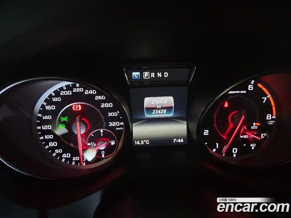 Mercedes-Benz GLA-Class 2017 2.0 гидро в Москве № 1544865, фото 17
