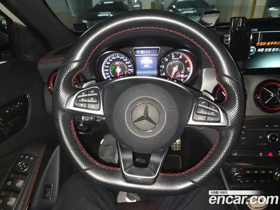 Mercedes-Benz GLA-Class 2017 2.0 гидро в Москве № 1544865, фото 18