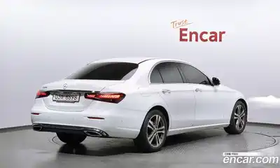 Mercedes-Benz E-Class 2023 2.0 гидро в Москве № 1544979, миниатюра 2