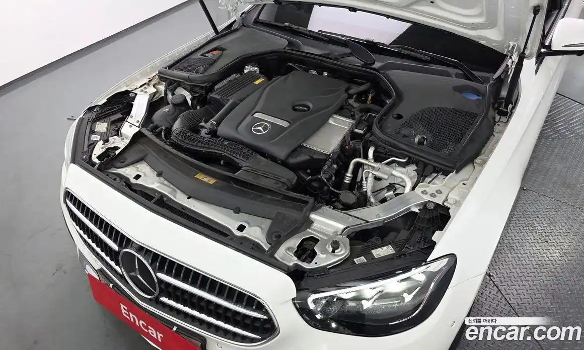 Mercedes-Benz E-Class 2023 2.0 гидро в Москве № 1544979, фото 6