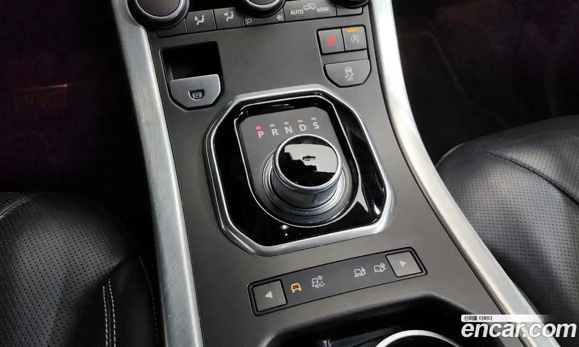 Land Rover Range-Rover Evoque 2016 2.0 гидро в Москве № 1547674, фото 9