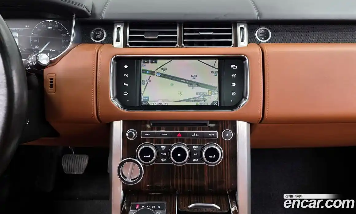 Land Rover Range-Rover 2016 4.4 гидро в Москве № 1547675, фото 17