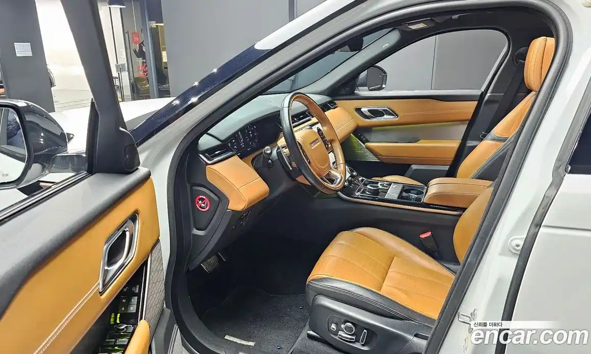 Land Rover Range-Rover Velar 2018 3.0 гидро в Москве № 1547724, фото 10