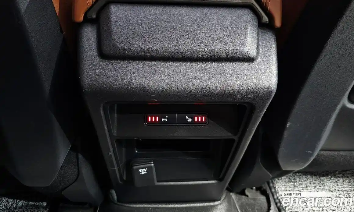 Land Rover Discovery Sport 2016 2.0 гидро в Москве № 1547743, фото 17